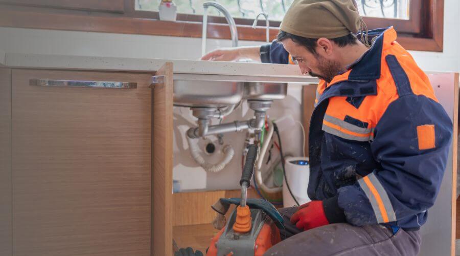 Professional emergency plumbing in Belpre, KS